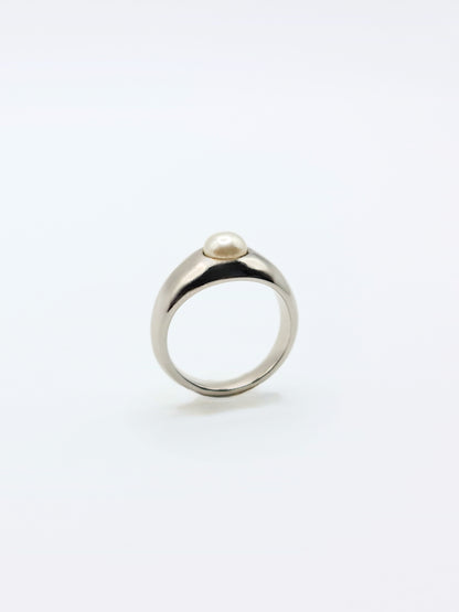 silver-organic-natural-freshwater-real-pearl-ring-stainless-steel-tarnish-free-jewellery-waterproof-ember-and-stone-2