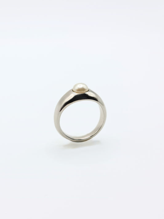 silver-organic-natural-freshwater-real-pearl-ring-stainless-steel-tarnish-free-jewellery-waterproof-ember-and-stone-2